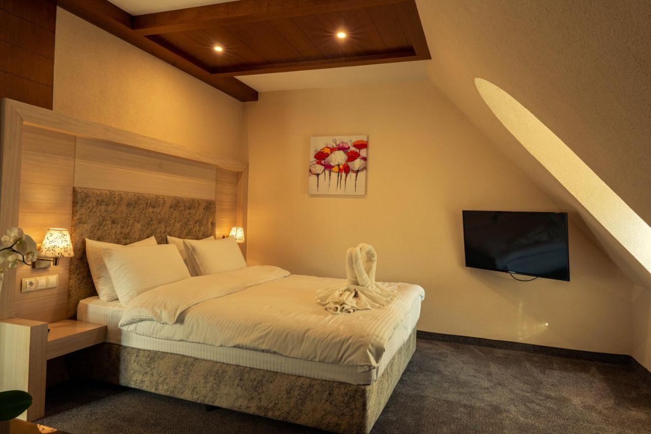 Boutique Hotel Provence Бутик Хотел Прованс 페트리치 외부 사진