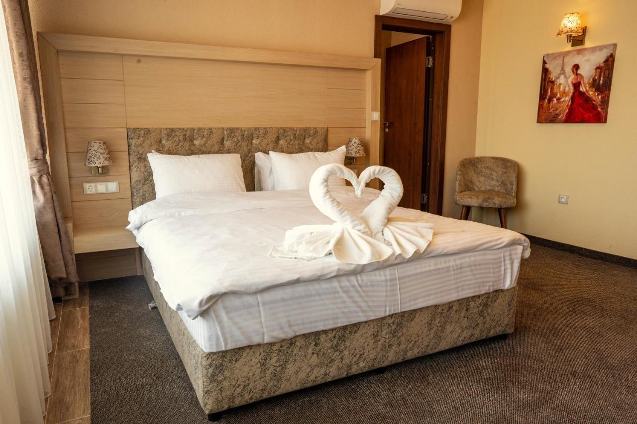 Boutique Hotel Provence Бутик Хотел Прованс 페트리치 외부 사진